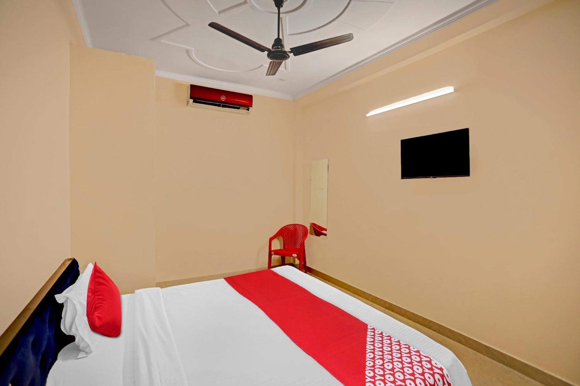 Hotel O Pari Hotel Gáziábád Kültér fotó