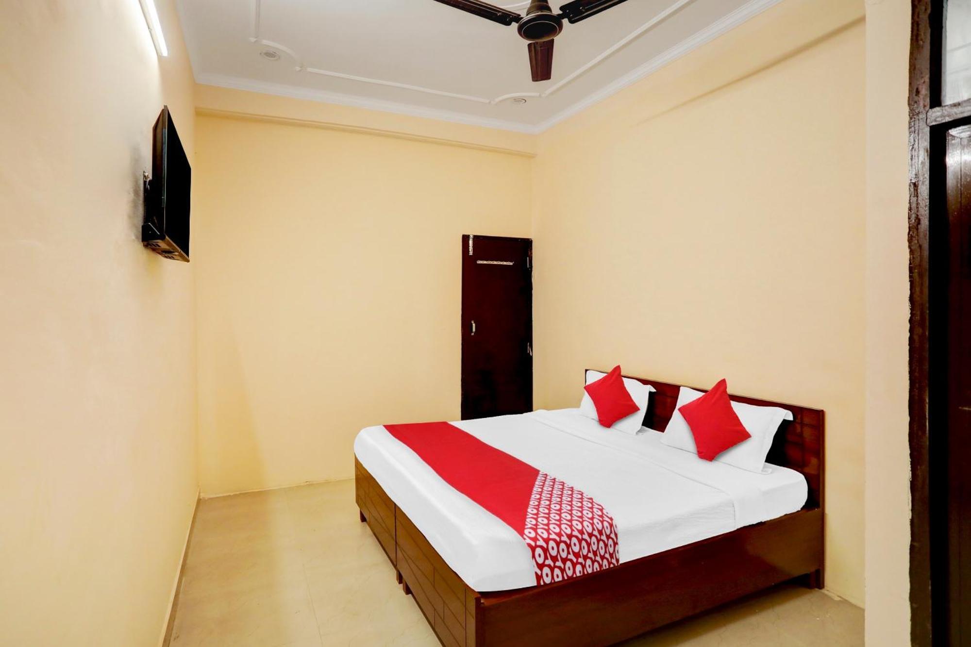 Hotel O Pari Hotel Gáziábád Kültér fotó